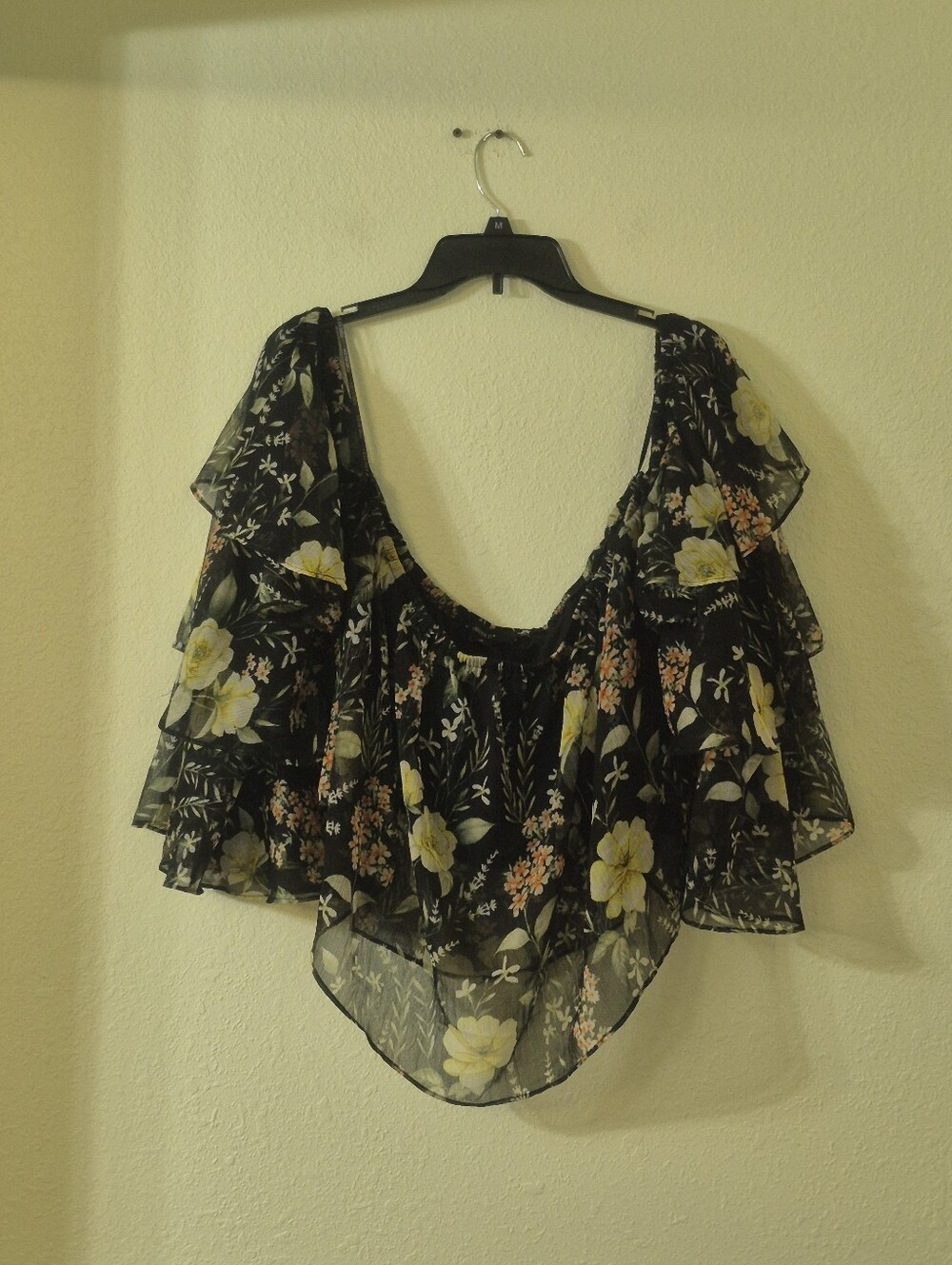 Forever 21 Black Floral Off-Shoulder Ruffle Blouse